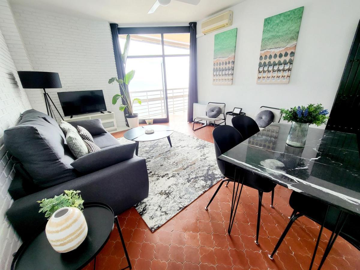 Apartamento Torre De La Roca Actual توريمولينوس المظهر الخارجي الصورة