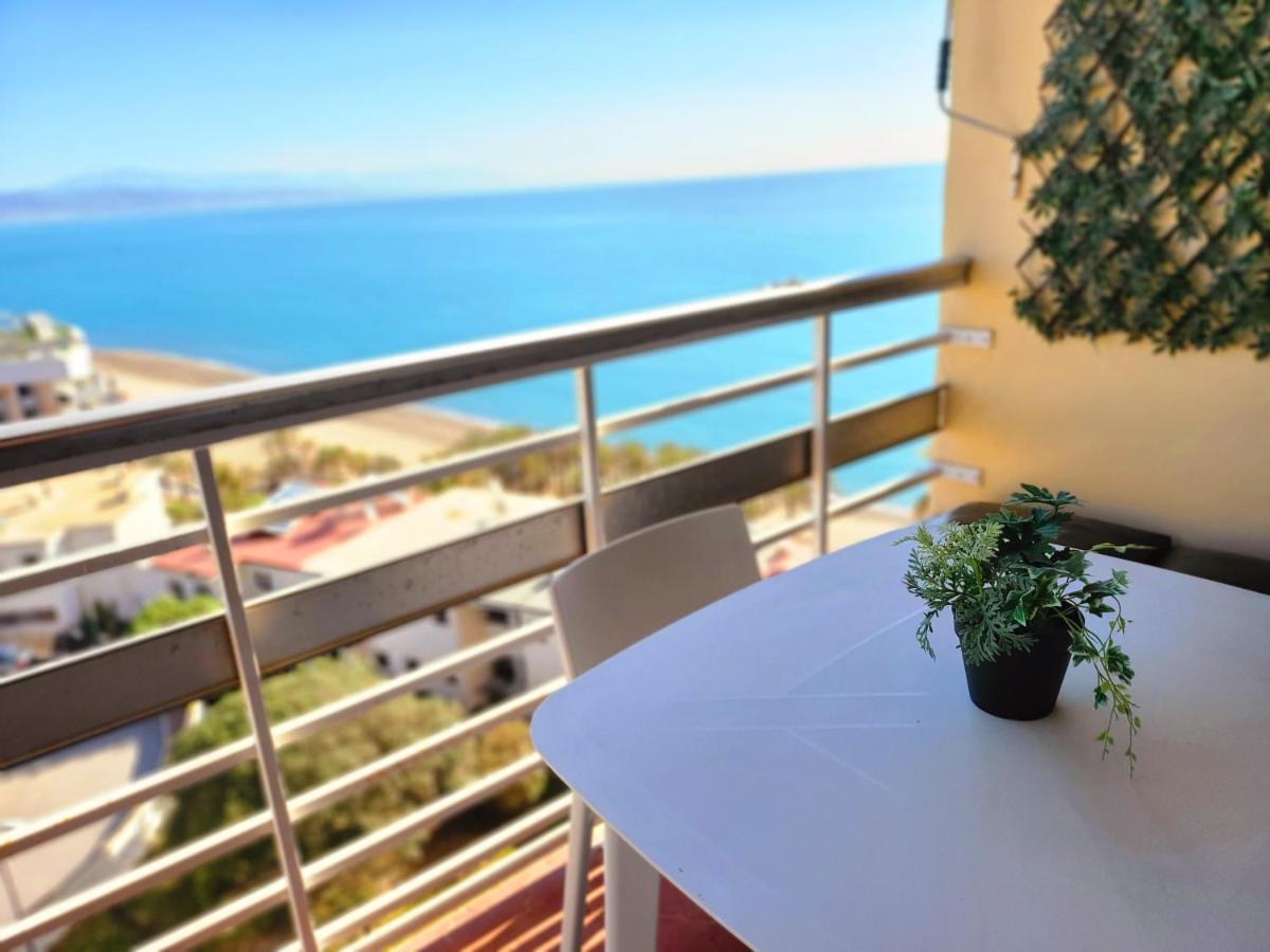 Apartamento Torre De La Roca Actual توريمولينوس المظهر الخارجي الصورة