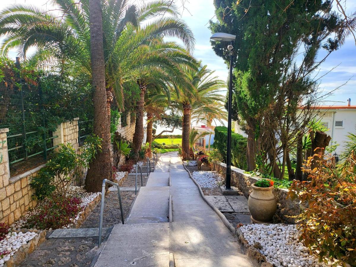 Apartamento Torre De La Roca Actual توريمولينوس المظهر الخارجي الصورة