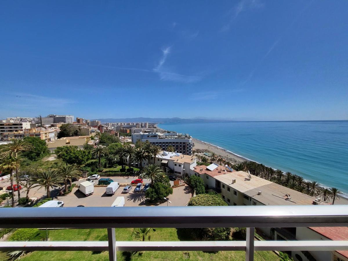 Apartamento Torre De La Roca Actual توريمولينوس المظهر الخارجي الصورة